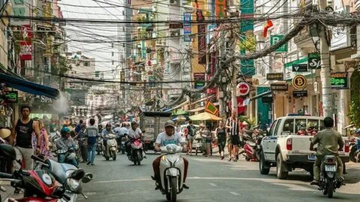 Quản lý nhà hàng: Thu hút khách hàng bằng video ngắn cùng Hotspot Matrix