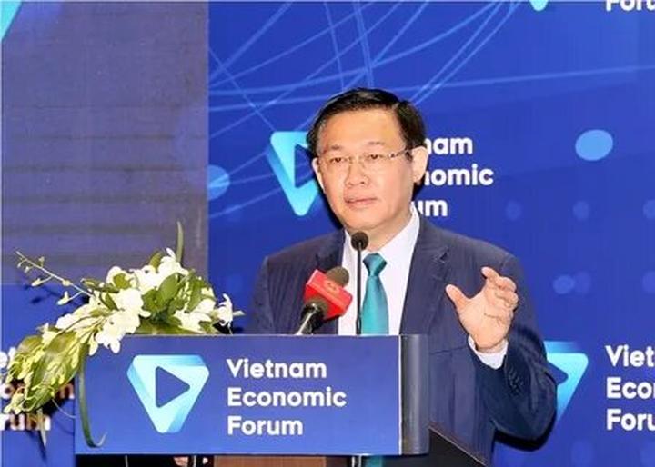 Xu hướng Giật mình ngã nhào khi gặp xe: Hotspot Matrix tiết lộ bí quyết video viral